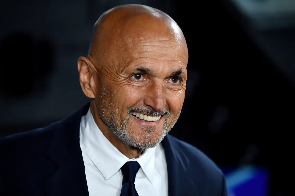 เงาแห่งชัยชนะใต้แสงไฟนีออน: Luciano Spalletti กับเกียรติยศที่แลกมาด้วยหยาดเหงื่อในเดือนเมษายน