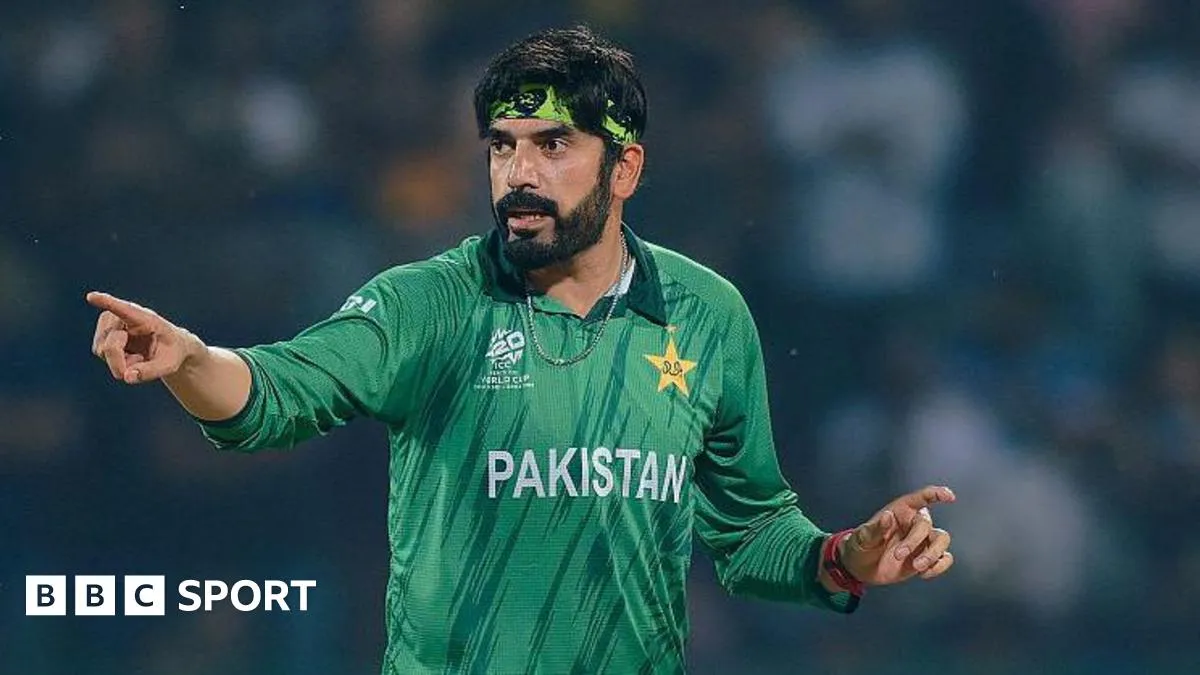รอยร้าวในโครงสร้างและแรงเหวี่ยงหนีศูนย์: Warwickshire Bears คว้าตัว Usman Tariq เสริมทัพ T20 Blast