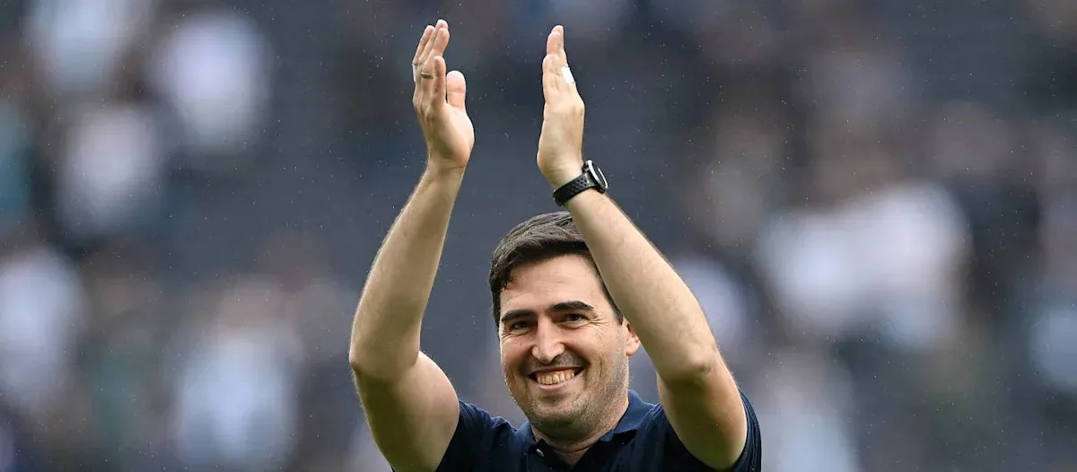 Andoni Iraola: ว่าที่กุนซือใหม่ United? เจ้าตัวออกมาอัปเดตเรื่องอนาคตแบบหล่อเท่ (แต่กำกวม)