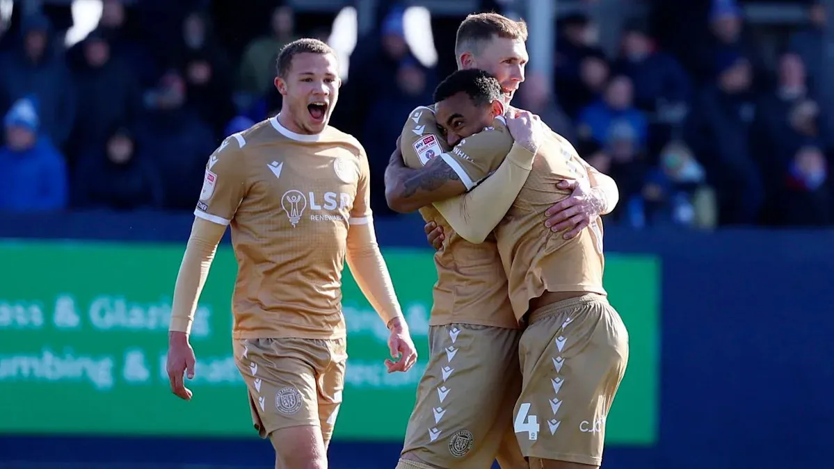 ประวัติศาสตร์จารึก! Bromley บินสูงทะลุ League One ครั้งแรกในรอบ 134 ปี แบบไม่ต้องออกแรงเตะ