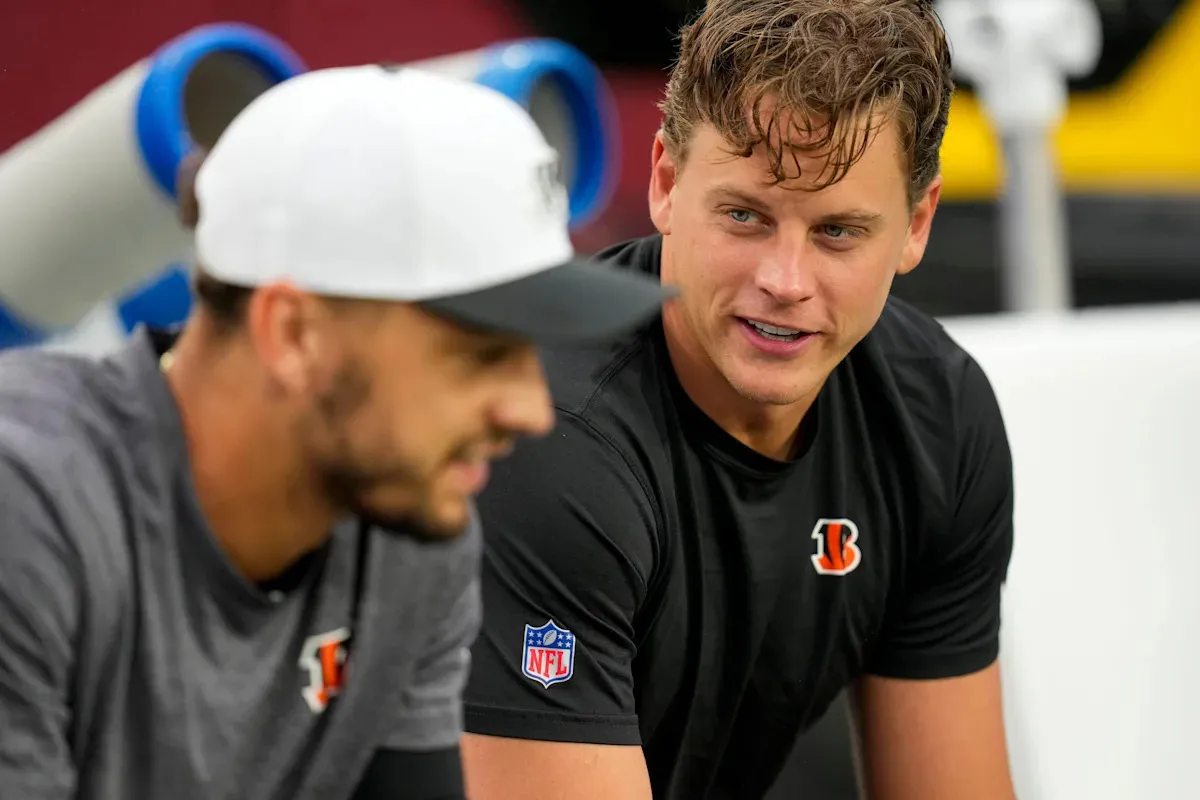 สถาปัตยกรรมแห่งการขว้าง: เมื่อ Joe Burrow ร่ายมนตร์เรียกเหล่าขุนพลเปิดม่านซ้อมรบส่วนตัว