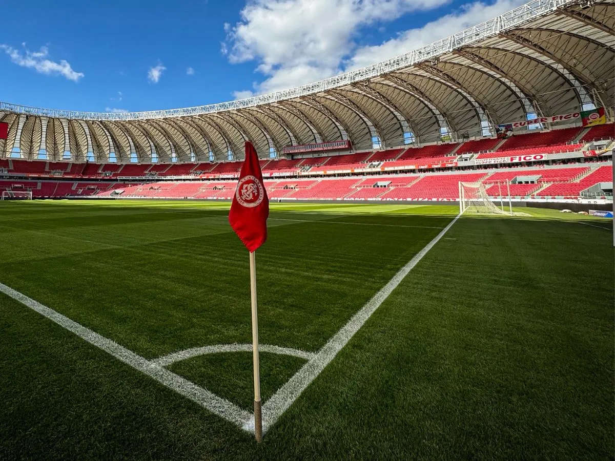 ส่องไลน์อัพ Internacional ปะทะ Fluminense: เมื่อทีมหนีตายต้องมาเจอสายชิลล์ที่แอบกั๊กตัว
