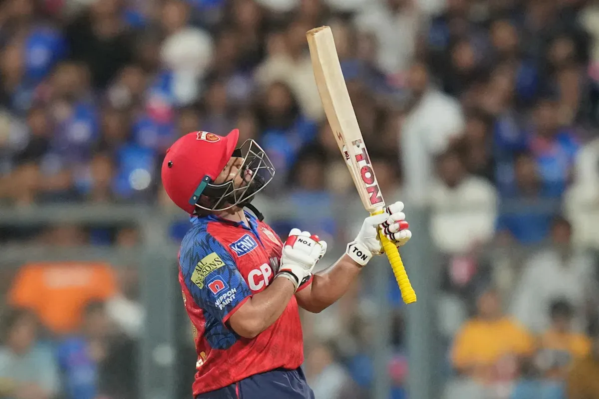 โศกนาฏกรรมสี Rosso Corsa: ศตวรรษของ De Kock ที่ไร้ความหมาย เมื่อ Punjab Kings บดขยี้ Mumbai Indians จนจมดิน