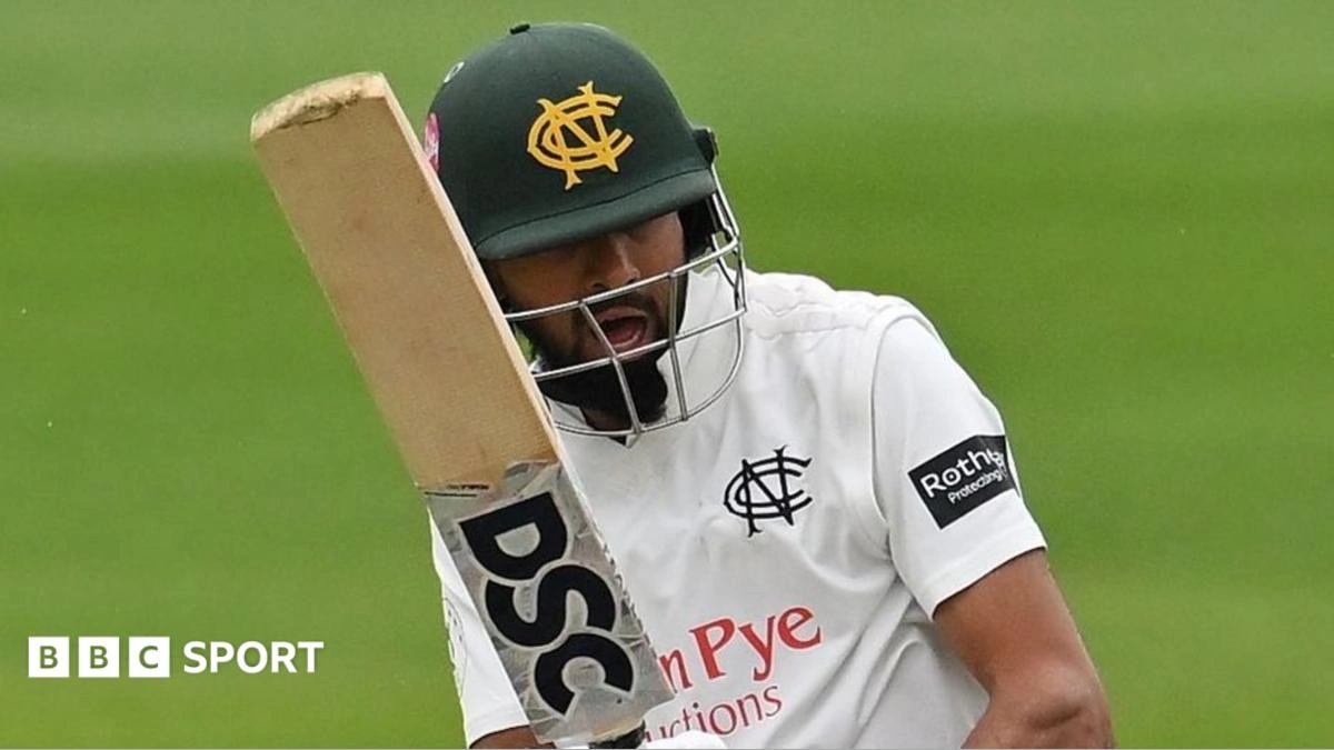 Haseeb Hameed ทำสถิติ 9,000 รันในเกม Nottinghamshire พบ Leicestershire ที่มีฝนรบกวน