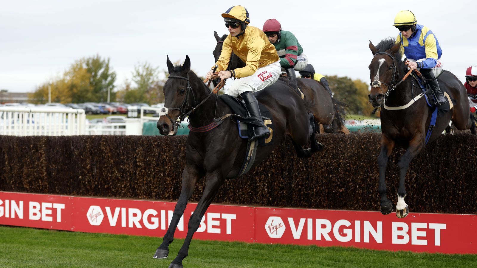 เจาะลึก! เคล็ดลับแทงม้าแข่ง Grand National: ตัวเต็งที่ Aintree!