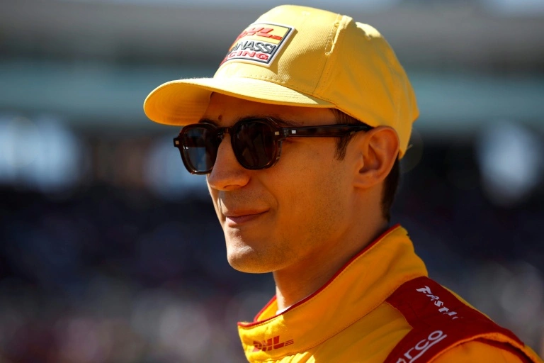การวิเคราะห์ประสิทธิภาพเชิงตัวเลข: รถหมายเลข 10 ครองตำแหน่ง Pole Position ท่ามกลางสมการค่าเสื่อมสภาพยางใน Indianapolis 500