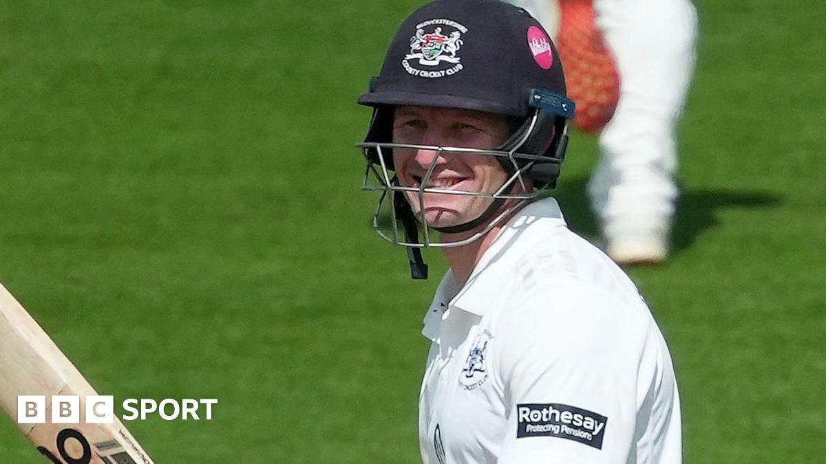 มหากาพย์แห่งบริสตอล: Cameron Bancroft กู้ชีพ Gloucestershire ก่อนพายุฝนจะตัดสินชะตาในวันสุดท้าย