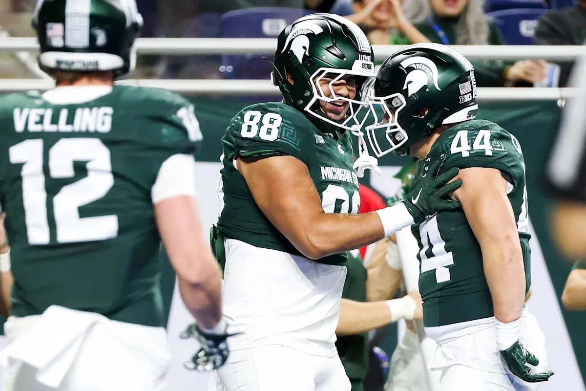 เจาะลึกขุมกำลัง Michigan State: ส่องกล้องมอง 'Tight End' ยุคใหม่ ใครจะอยู่ใครจะไปเดี๋ยวรู้กัน!