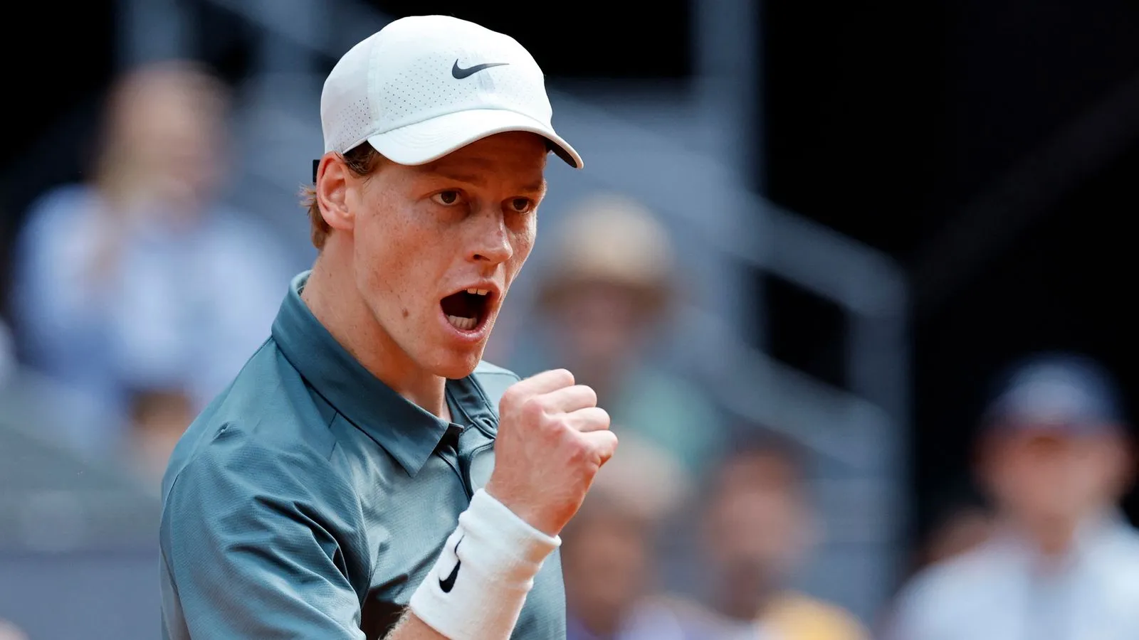 Jannik Sinner จ่อสร้างประวัติศาสตร์กวาด 5 แชมป์ Masters 1000 ติดต่อกัน หลังปราบ Arthur Fils ทะลุชิง Mutua Madrid Open