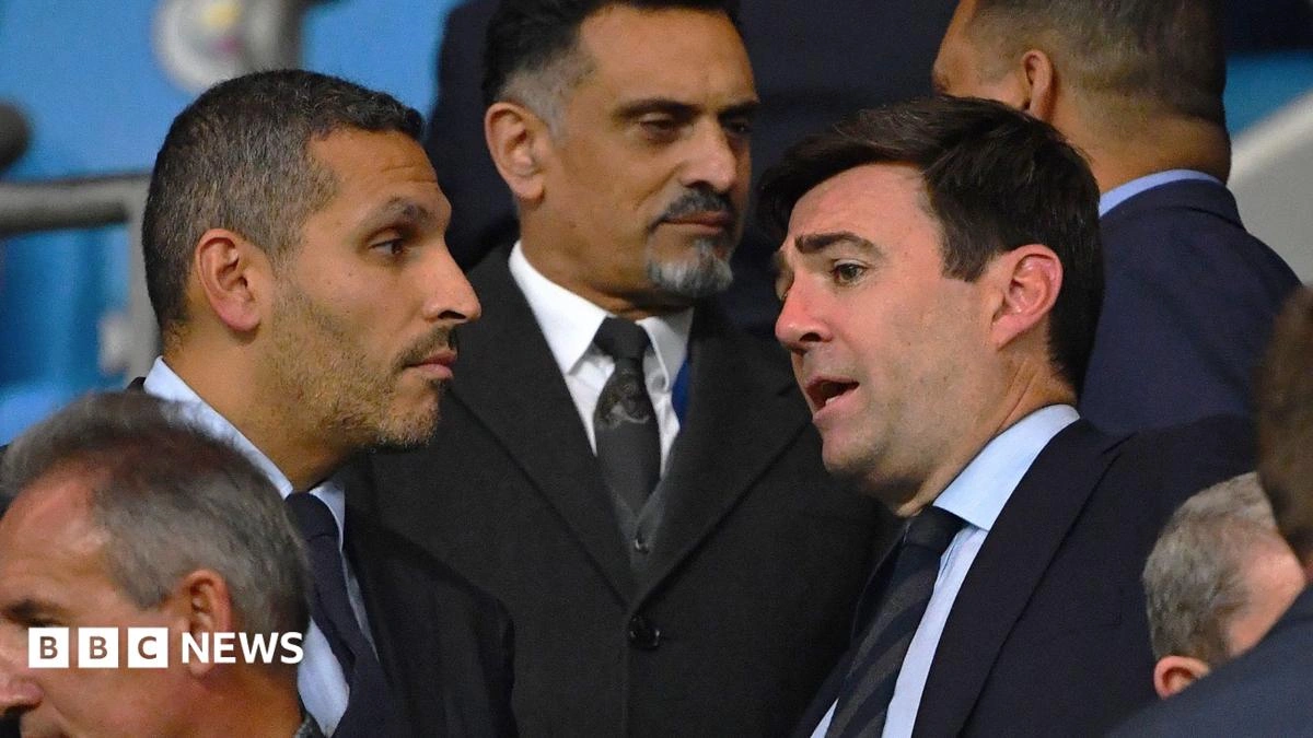 Downing Street ยืนยัน Manchester City ไม่ได้อยู่เหนือกฎเกณฑ์หลัง Andy Burnham ถูกวิจารณ์หนัก