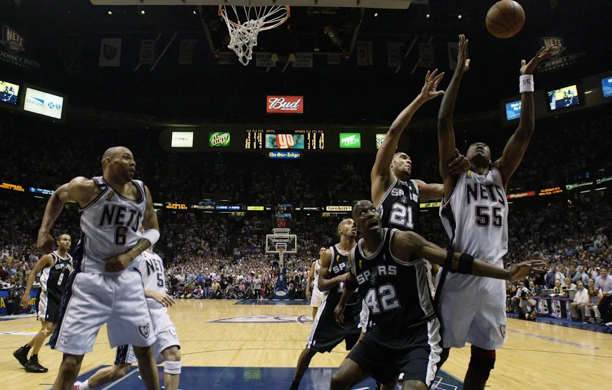 เงาอดีตใต้เบอร์ 55: มหากาพย์สั้นๆ ของ Dikembe Mutombo ในรัง Nets