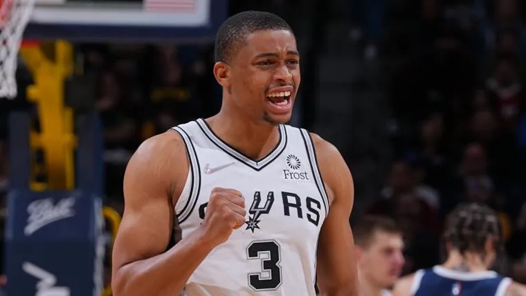 เบื้องหลังน้ำตาและรางวัลเกียรติยศ: Keldon Johnson กับปีที่ยากลำบากที่สุดในชีวิต แม้จะผงาดคว้า Sixth Man of the Year
