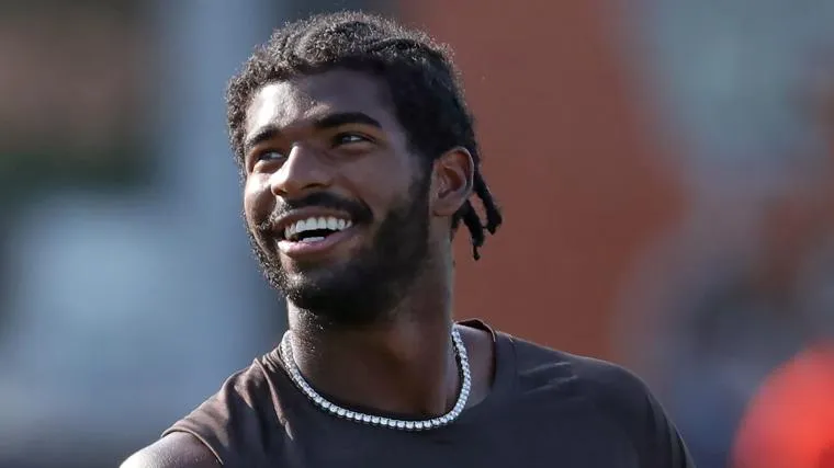 Shedeur Sanders กับก้าวใหม่ใต้เงา Nike ในวันรับปริญญาที่ Colorado
