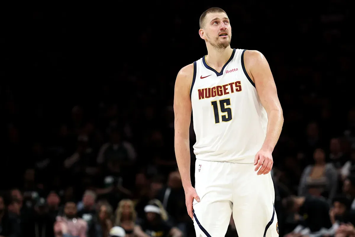Jokic ยังภักดี 'Nuggets ตลอดกาล' ทว่ารอยร้าวจากการตกรอบไว บีบให้ทีมต้องไล่ล่าความจริงที่ขาดหาย