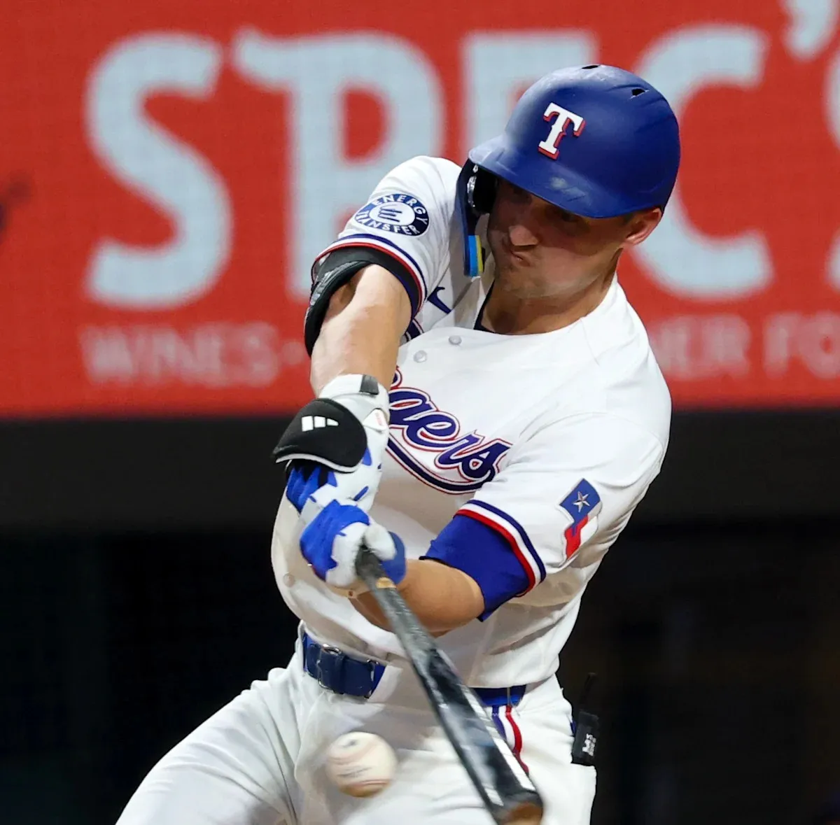 วิเคราะห์งบดุลสนาม: West Sacramento Athletics ปะทะ Texas Rangers – เมื่อสินทรัพย์เสี่ยงเผชิญหน้ากับการประเมินมูลค่าใหม่