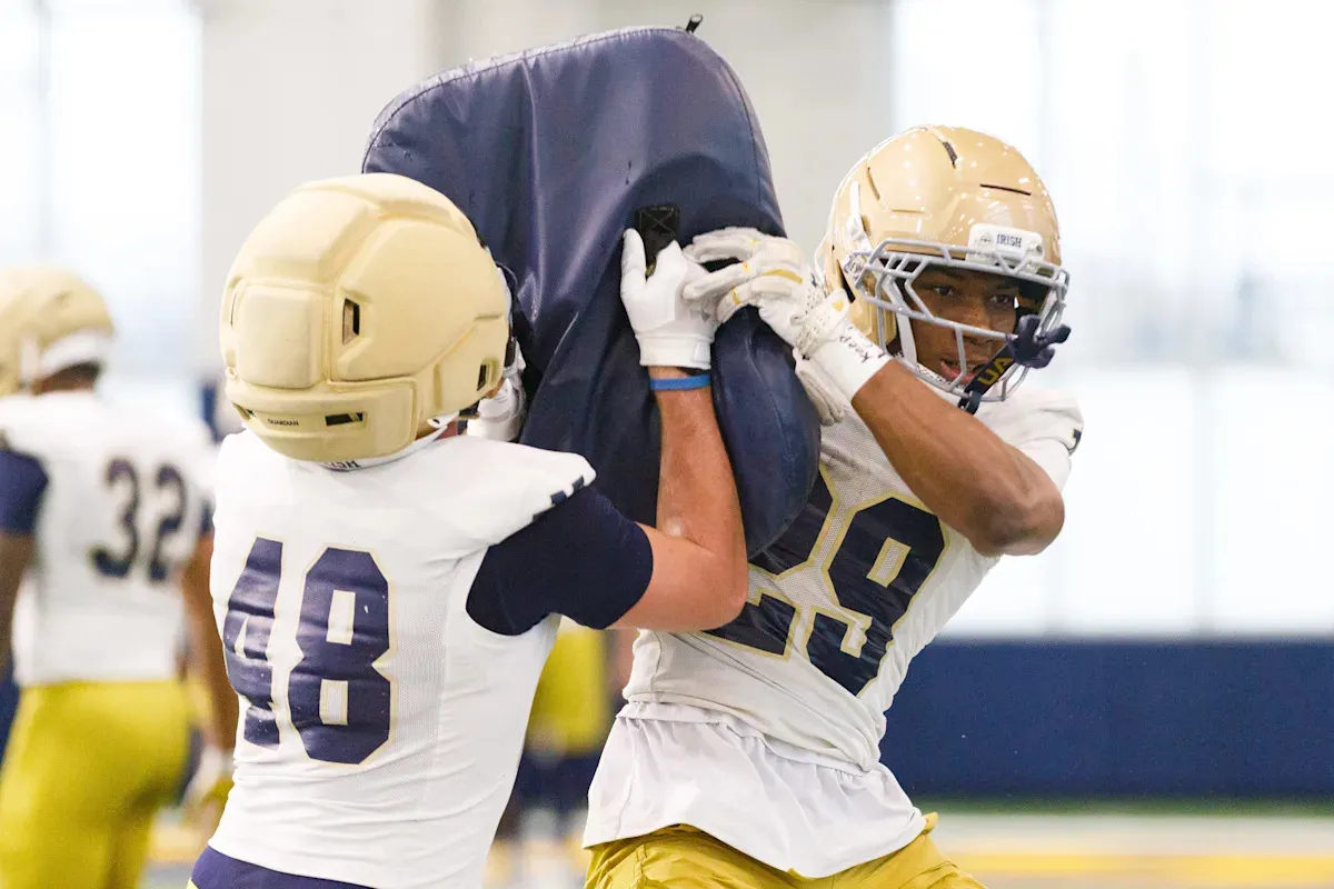 เมื่อ Christian Gray ต้องย้ายมาเล่นข้างใน: บทเรียนบทใหม่ในรั้ว Notre Dame ที่ไม่ได้โรยด้วยกลีบกุหลาบ