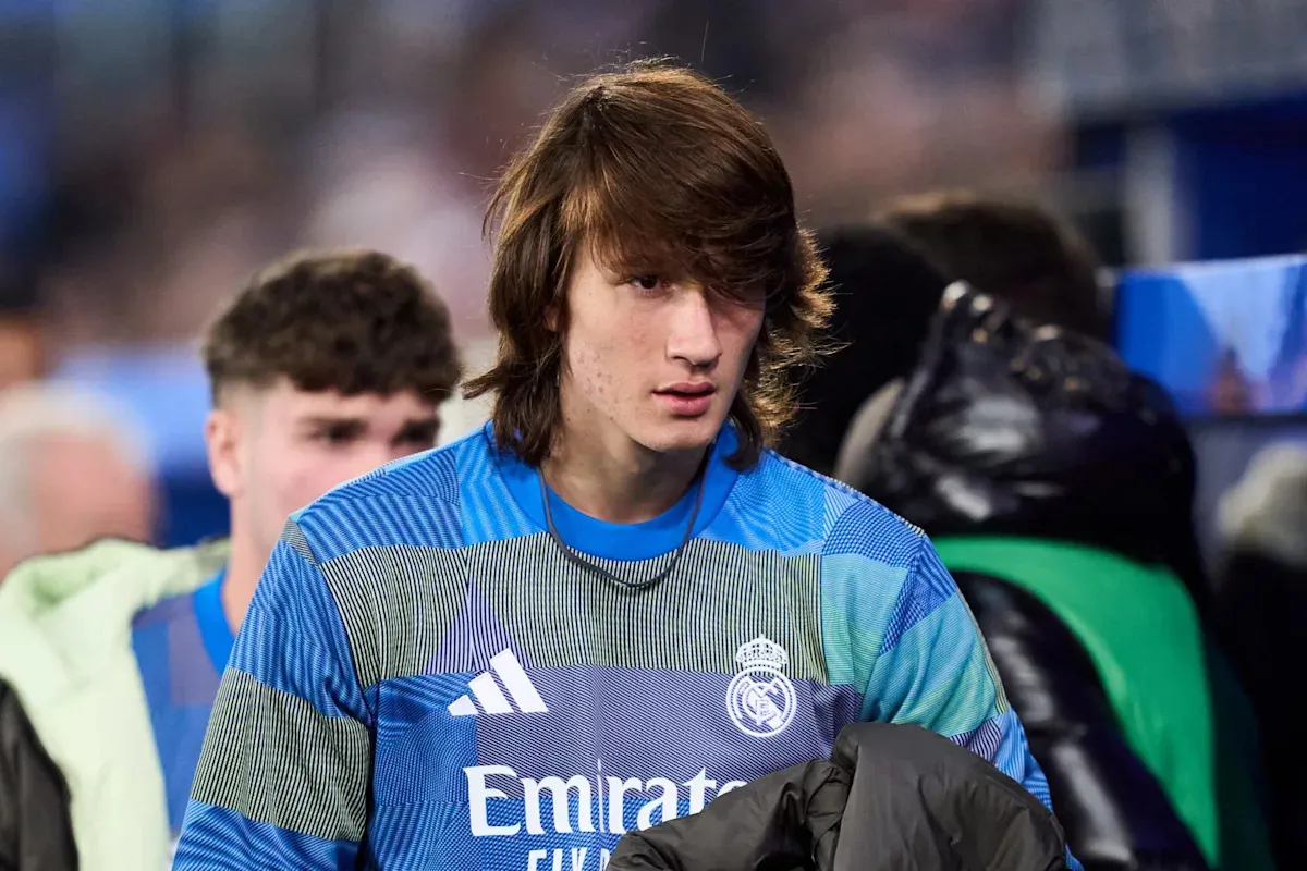 เงื้อมเงาจากปารีส: เมื่อ PSG จ้องพรากเพชรยอดมงกุฎจากอ้อมอก Real Madrid