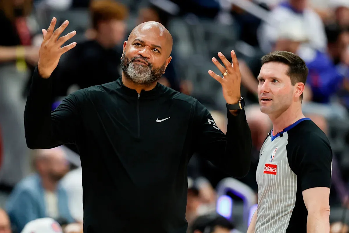 เสียงนกหวีดที่เงียบงัน: J.B. Bickerstaff กับการปล้นกลางแสงไฟที่ Cleveland