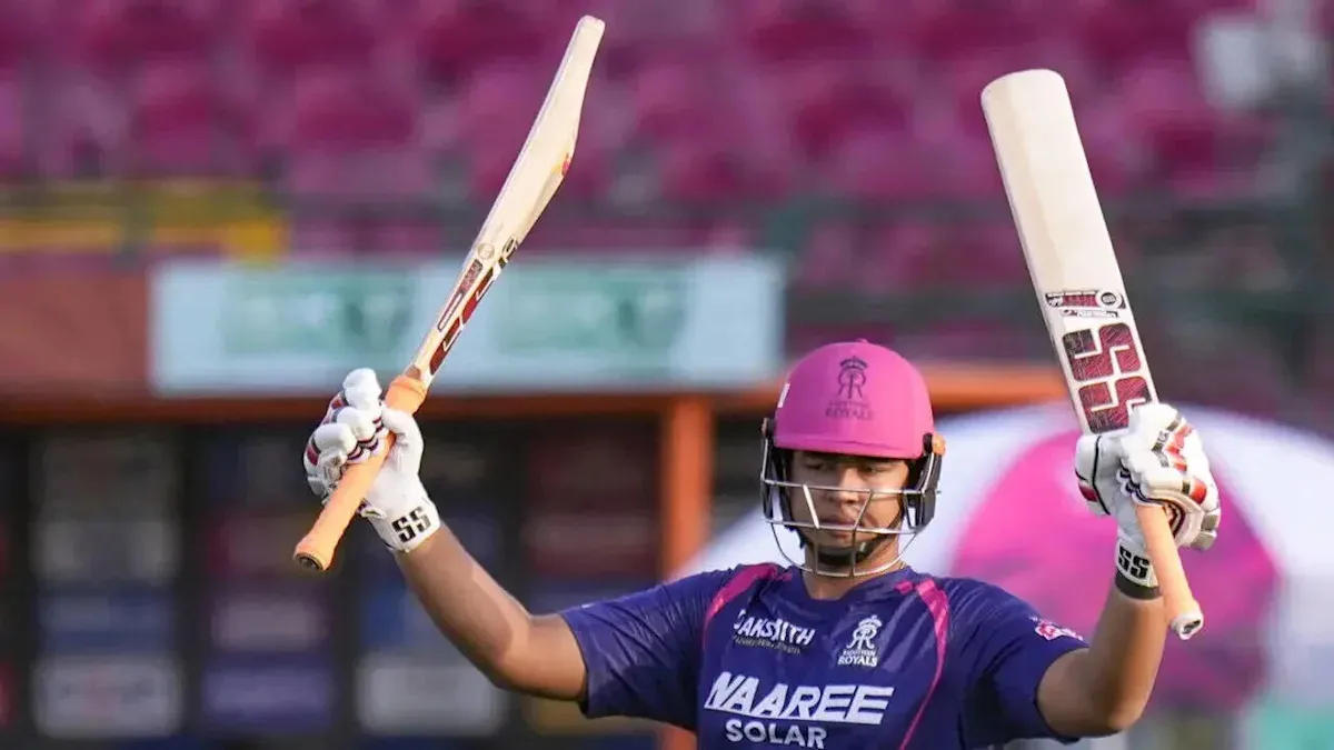 IPL 2026 | 'วันนี้มีแต่ลูกหกแต้ม': Vaibhav Sooryavanshi เผยบทสนทนาในห้องแต่งตัวกับ Yashasvi Jaiswal ท่ามกลางการผุกร่อนของแนวรับ