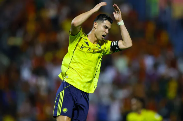 เงาหม่นที่ Prince Saud bin Jalawi: เมื่อ Cristiano Ronaldo และ Al-Nassr ปล่อยให้ถ้วยรางวัลหลุดมือในคืนที่แสงไฟพร่าเลือน