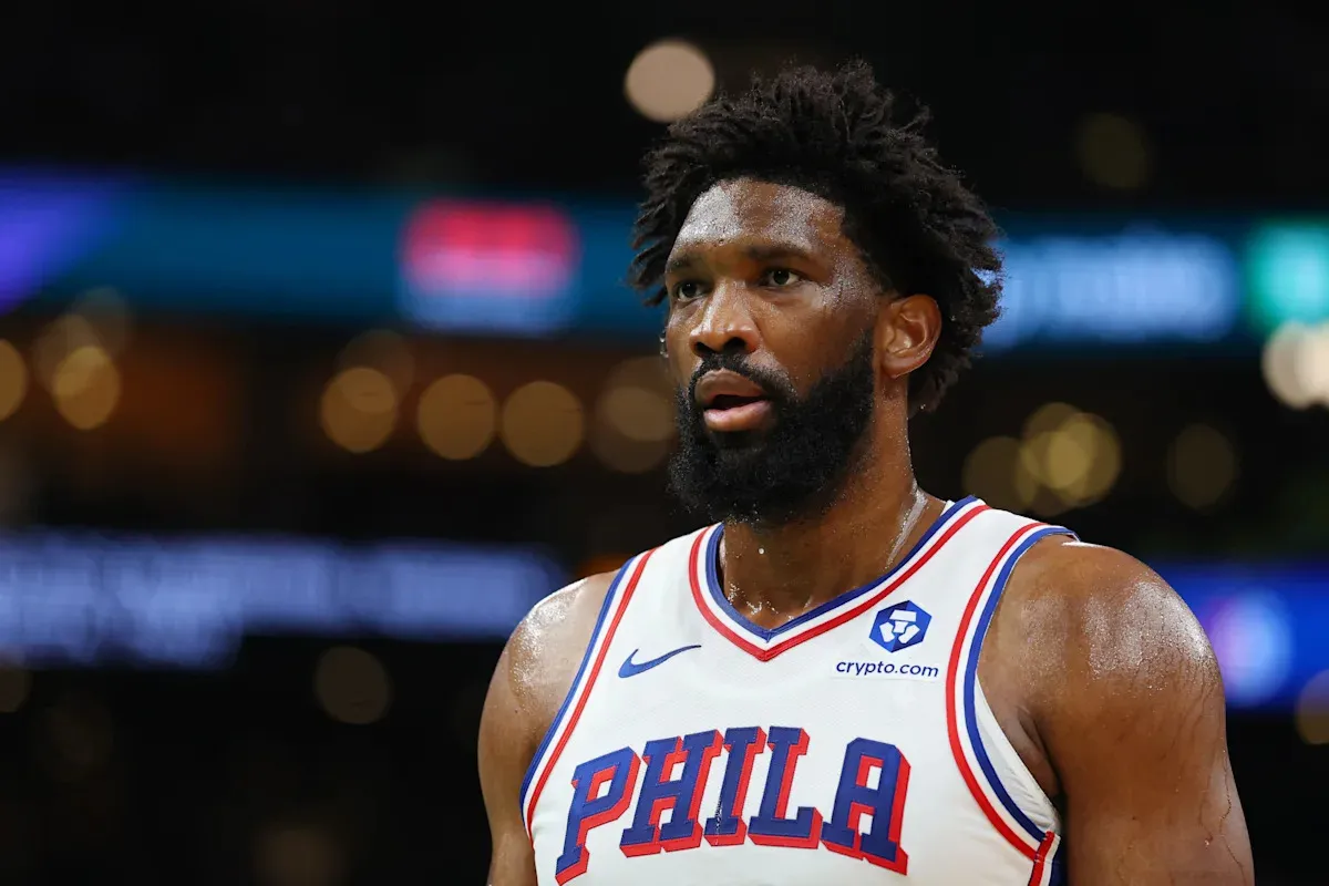 ลมหายใจที่ติดขัดของฟิลาเดลเฟีย: Joel Embiid จะลงกู้ชีพในศึกดวล Knicks คืนนี้หรือไม่?