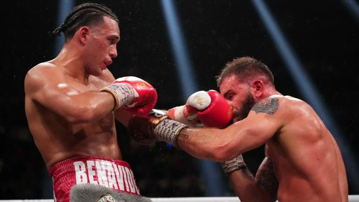 Couture Clash: เมื่อ David Benavidez เตรียมกรีดกรายท้าชิงบัลลังก์จาก Gilberto Ramirez ในคืนที่ Vegas จะกลายเป็นรันเวย์เลือด