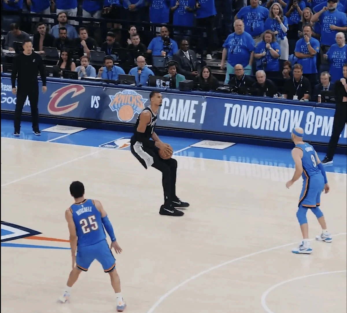 เงาซ้อนทับที่ OKC: Victor Wembanyama กับการปล้นชัยระดับตำนานที่ทำให้ Thunder ต้องหลั่งเลือดอีกครั้ง