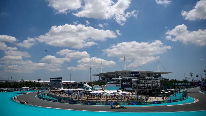 ส่องความพร้อมก่อนลุย Miami Grand Prix 2026: เมื่อรถแข่งกลายเป็นยานอวกาศ และกฎใหม่ที่ทำเอาเซียนปวดตับ!