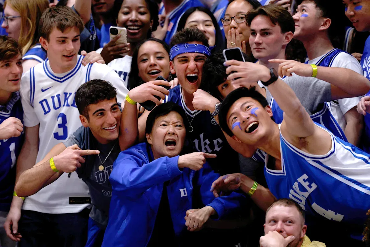 มหัศจรรย์งานสร้างของ Jon Scheyer: เมื่อ 'Boom Boom' ตอบรับเสียงเรียกจากนรกสีน้ำเงิน