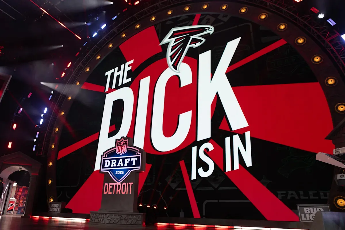 นาฏกรรมบทสุดท้ายแห่งการคัดสรร: เจาะลึกกระบวนการ Draft วันที่ 3 ของ Atlanta Falcons ปี 2026