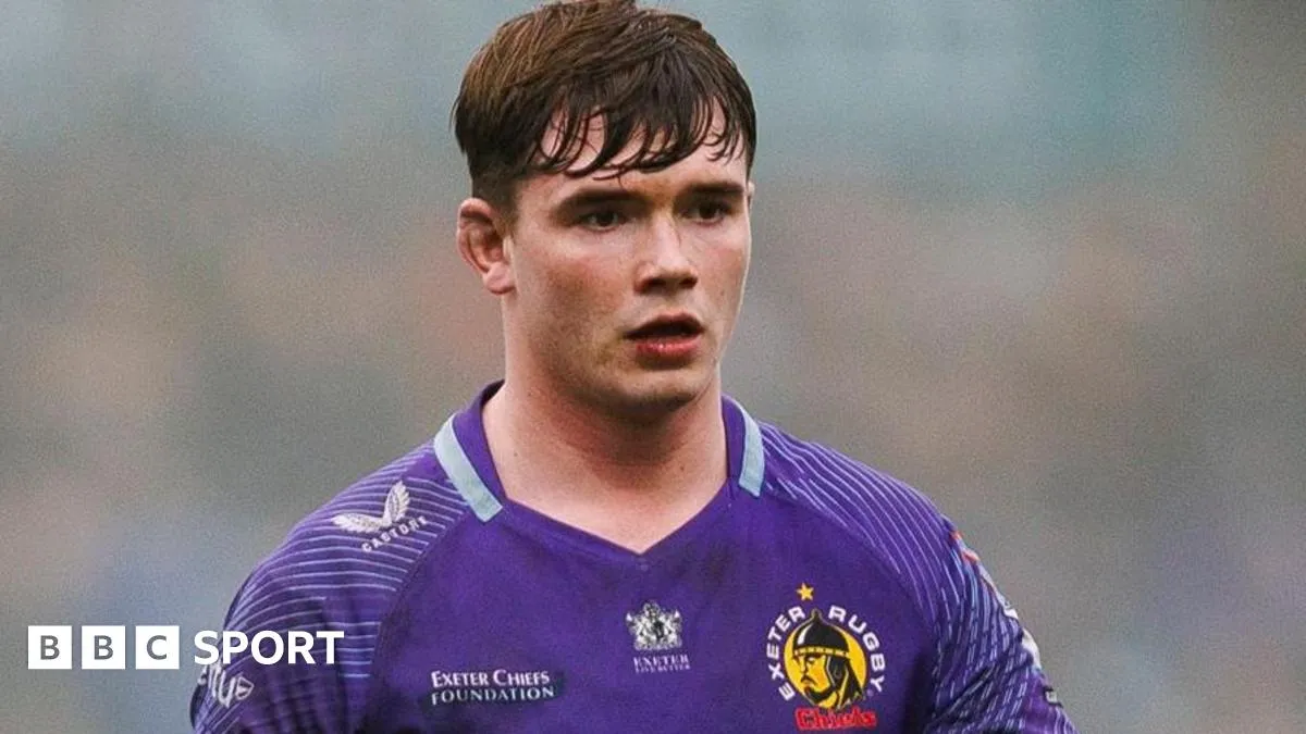 Finn Worley Brady จรดปากกาต่อสัญญา Exeter: เลือดเนื้อและกระดูกสันหลังใหม่ในถิ่น Chiefs