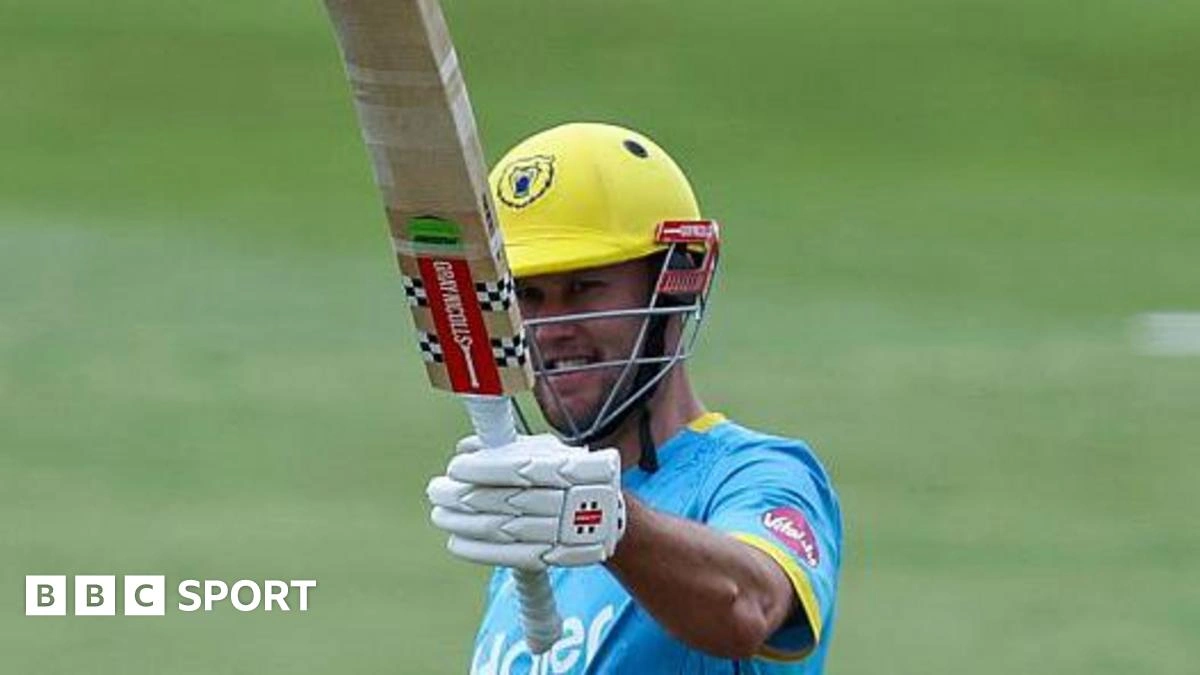 สรุปผล T20 Blast: Beau Webster ระเบิดฟอร์มทำเซนจูรีพา Warwickshire Bears คว้าชัยนัดแรก