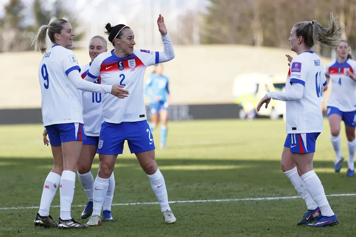 ขยับเหงือกมารับมง! Lionesses พุ่งพรวดขึ้นที่ 3 โลก ส่วน Spain ยังเหนียวหนึบอันดับ 1