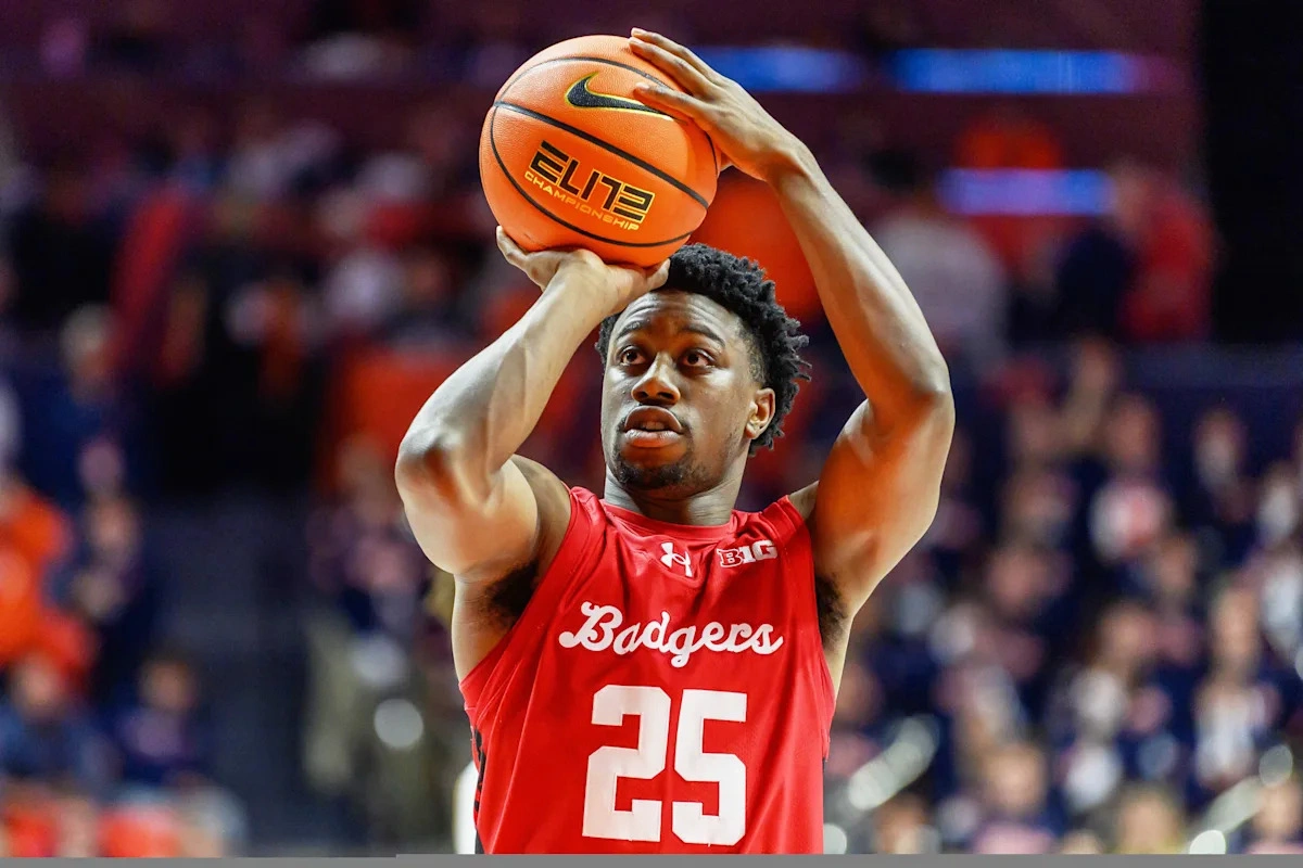 จากหัวใจสู่สนามใหม่: John Blackwell ถอนตัวจาก NBA Draft เพื่อสวมวิญญาณนักสู้ให้ Duke