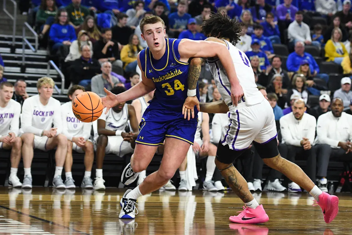 พายุลูกใหม่ในแดนใต้: Nebraska คว้าตัวอสูรกายวงใน Damon Wilkinson เสริมแกร่งล่าฝัน