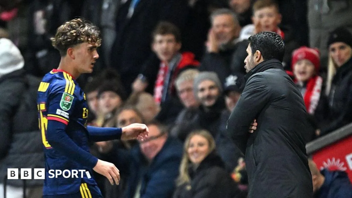 ดอว์แมนใบแดง อาร์เซนอลเสมอ 1-1 แพ้จุดโทษเฟลีตวูด ปีกเจ็บก่อนเจอลิเวอร์พูล