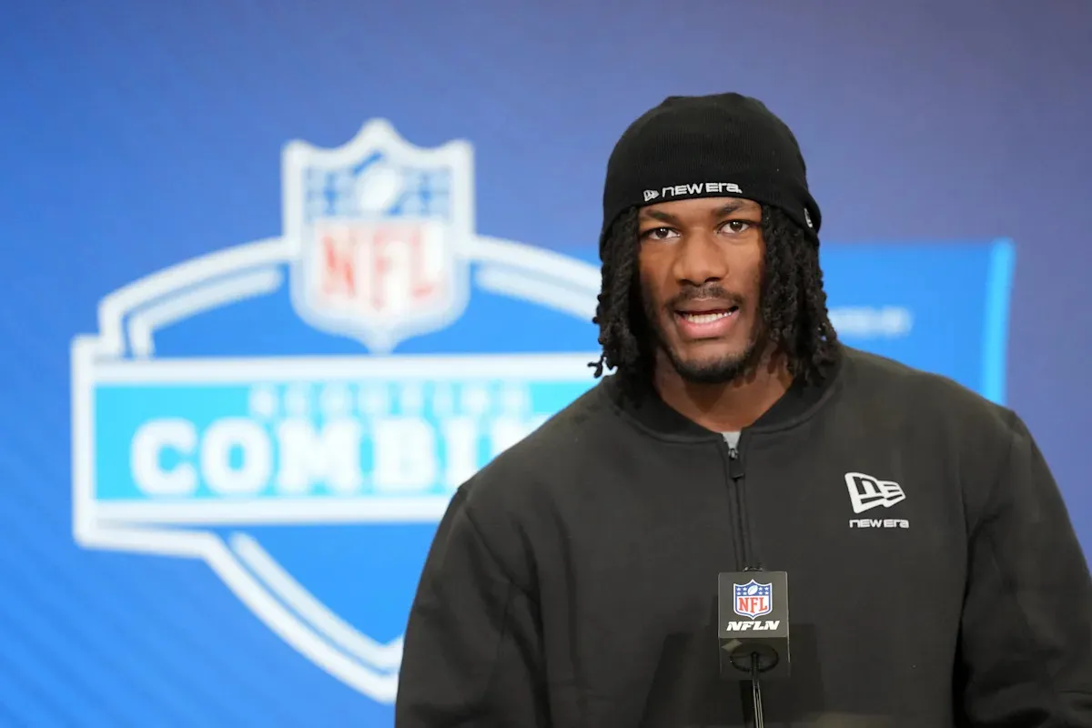 เสียงสะท้อนจากเงามืด: R Mason Thomas กับคืนที่ชีวิตเปลี่ยนไปใน Kansas City Chiefs