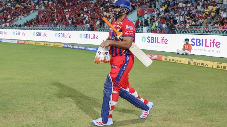 ตัวเลขมันฟ้อง! Rishabh Pant โดนจ้องตาเป็นมัน หลังฟอร์มบูดสนิทกับ LSG มาสองซีซั่นติด