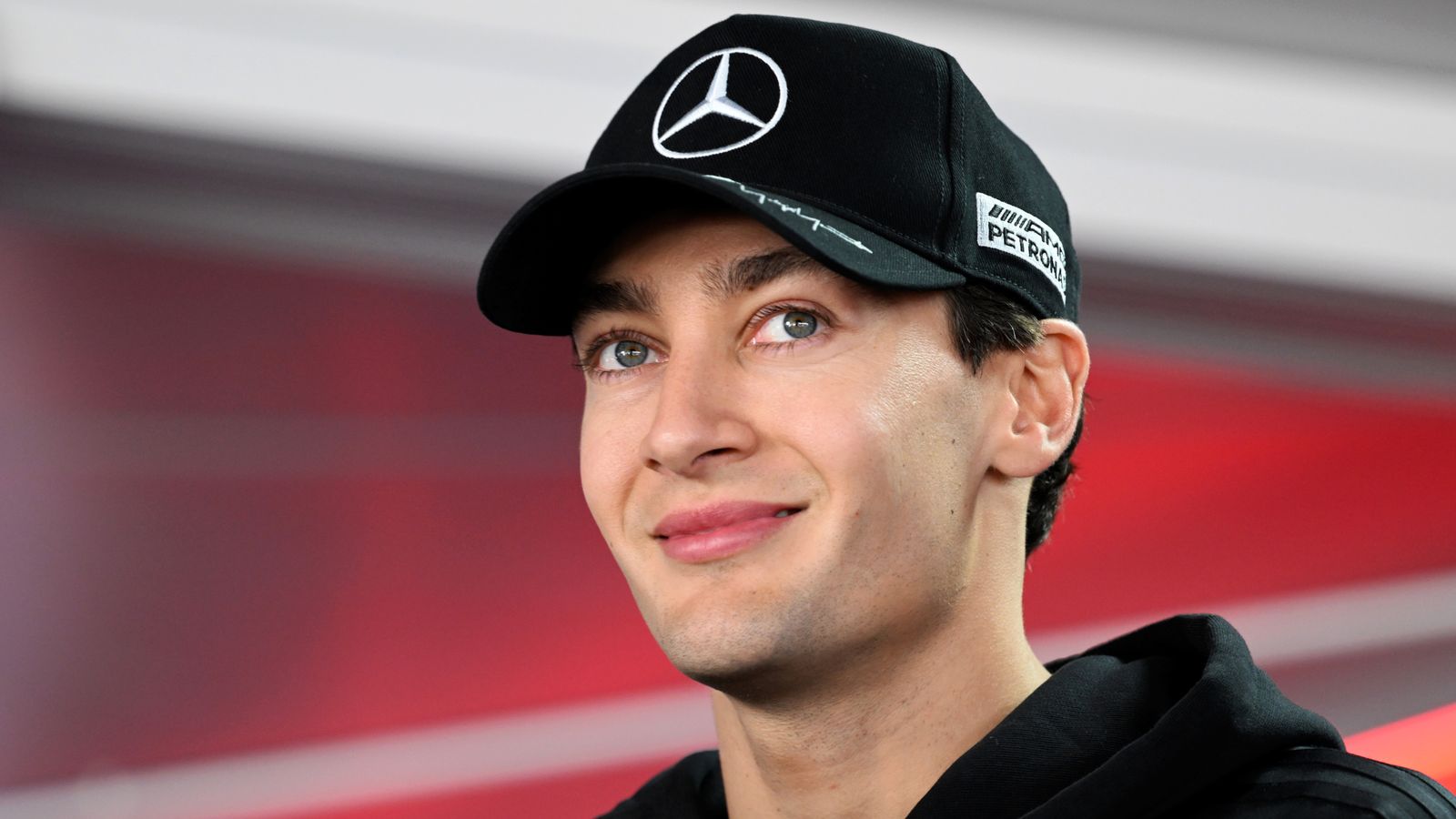 George Russell แอบกระซิบ: Mercedes ซุ่มทำสิ่งนี้ลับๆ เพื่อออกสตาร์ทให้ปัง!