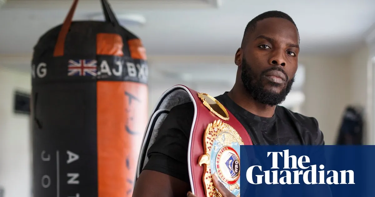 โศกนาฏกรรมบนผืนผ้าใบ: Lawrence Okolie กับรอยด่างพร้อยที่ทำให้รันเวย์ปารีสต้องปิดม่าน