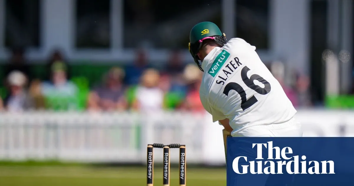 County cricket: Nottinghamshire ผงาดจ่าฝูงท่ามกลางความเสื่อมสลาย ขณะที่ Surrey เริ่มขยับฟันเฟือง
