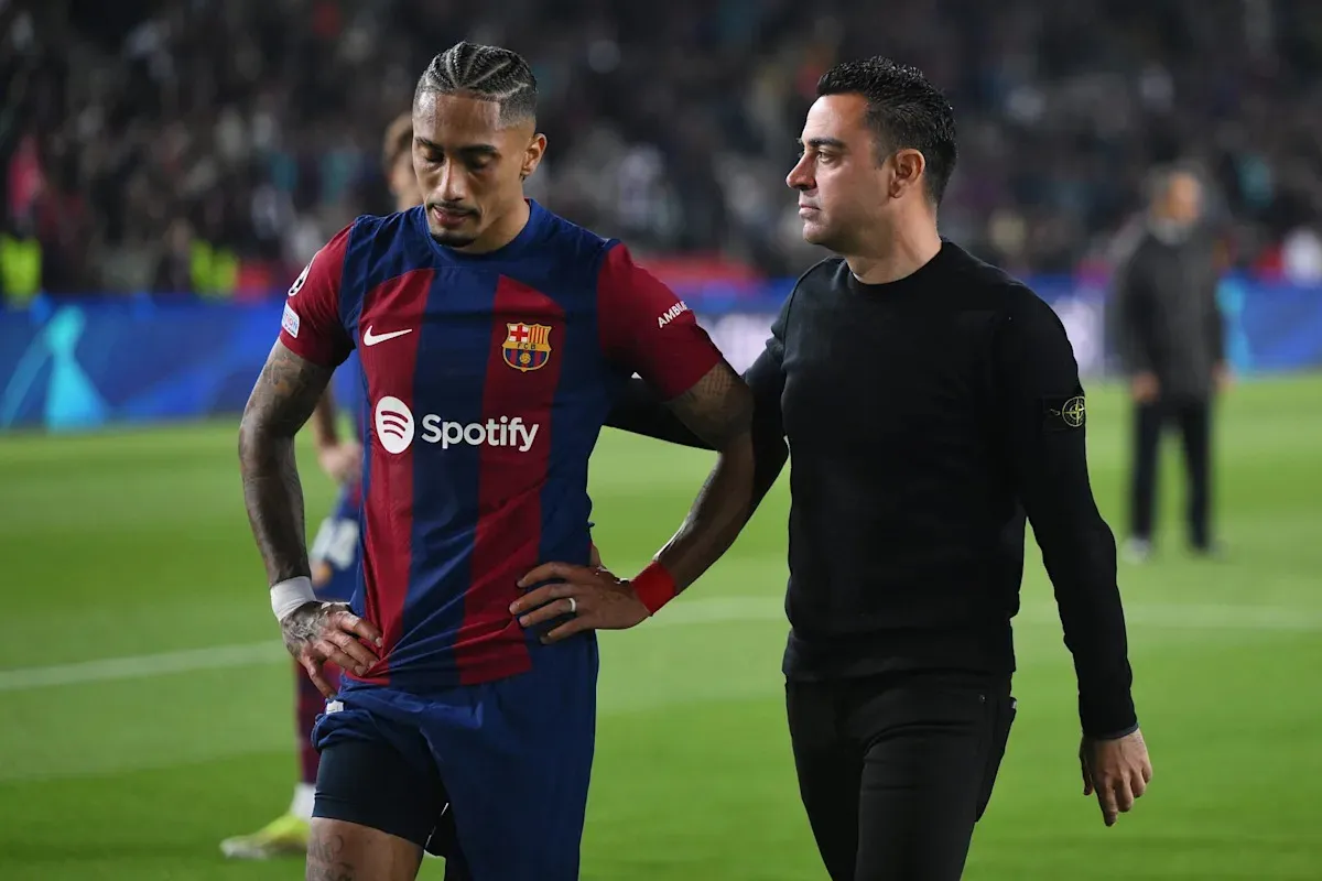 เบื้องลึกแห่งอาศรมลูกหนัง: Xavi เปิดใจถึงสายสัมพันธ์อันซับซ้อนกับ Raphinha ณ Barcelona