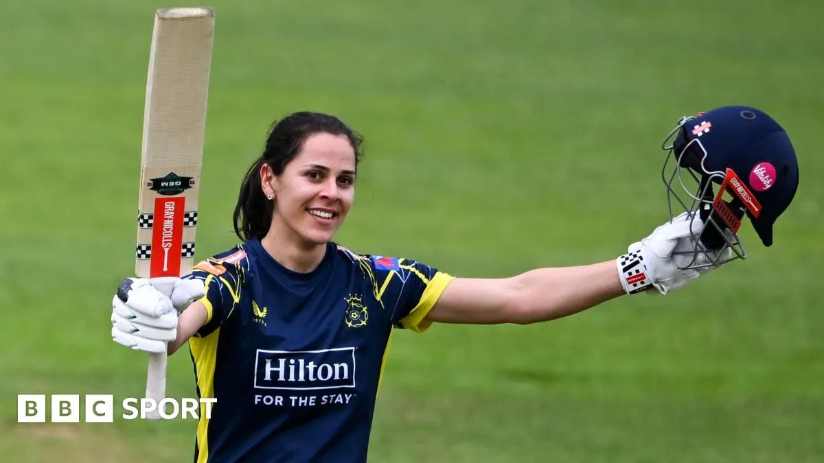 Bouchier ร่างทอง! ตะบันร้อยสิบสี่กะรัตพา Hampshire ผงาด พร้อมสรุปผล Durham และ Essex กอดคอคว้าชัย