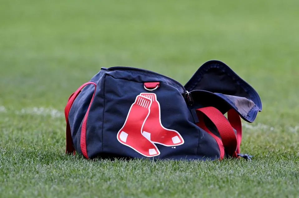 สิ้นสุดทางเลื่อนใน Atlanta: Sandy Leon อดีตมือรับ Red Sox ถูกตัดชื่อทิ้งหลังฟอร์มรูด