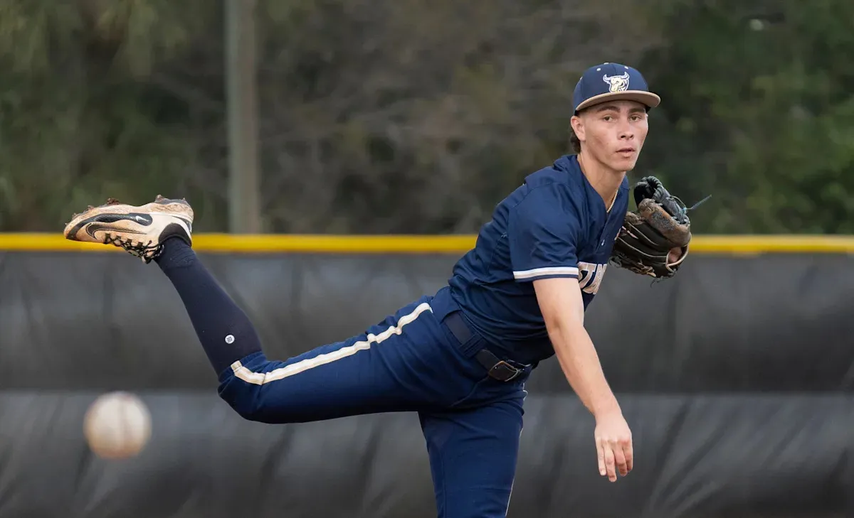โศกนาฏกรรมแห่งผืนหญ้าและอาณัติแห่งชัยชนะ: บทสรุปศึก Regional Semifinals แห่ง Palm Beach County