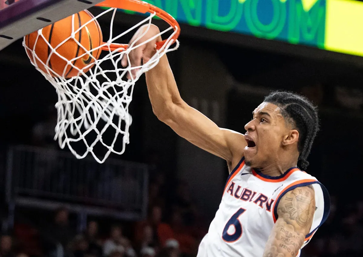 พายุลูกใหม่ในแดนใต้: Texas คว้าตัว Elyjah Freeman ปีกจอมแกร่งจาก Auburn เสริมทัพล่าความสำเร็จ