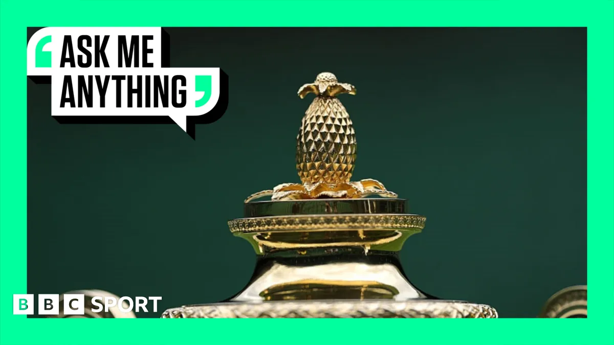 เจาะลึกปริศนาหลังถ้วยรางวัล Wimbledon: เหตุใดจึงมีสับปะรดประดับอยู่บนยอด?