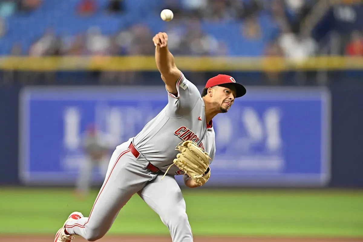 ความล้มเหลวใต้เงาไฟ: Chase Burns กับค่ำคืนที่ไร้ความหมายใน Pittsburgh