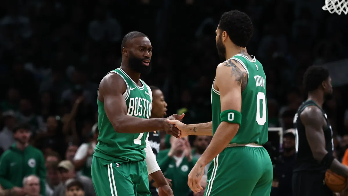 Celtics กับฤดูกาลที่เกินคาด แต่การพังทลายต่อ 76ers ทิ้งคำถามก้อนโตไว้เบื้องหลัง