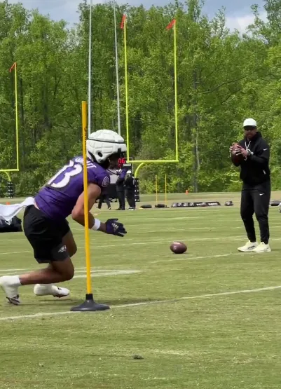 คราบเหงื่อและรอยแผล: บันทึกจากแคมป์หน้าใหม่ของ Baltimore Ravens